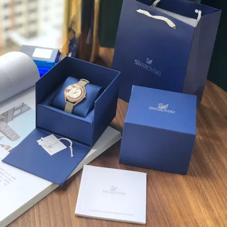 スワロフスキー 腕時計