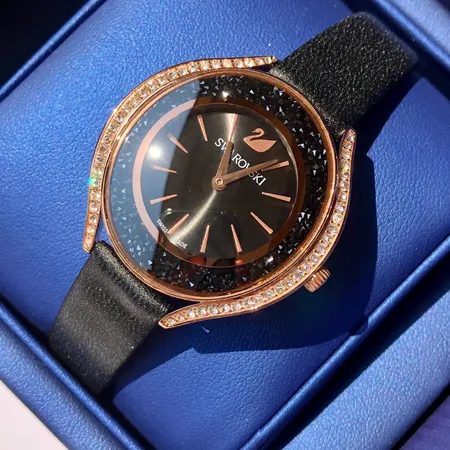 スワロフスキー 腕時計