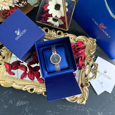 スワロフスキー 腕時計
