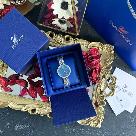 スワロフスキー 腕時計