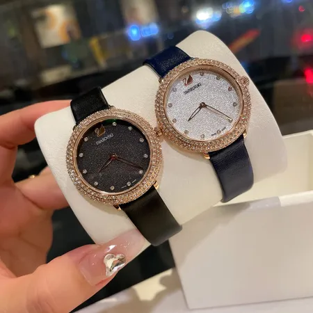 スワロフスキー 腕時計