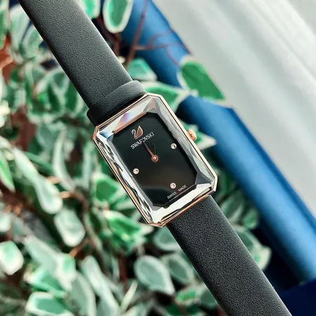 スワロフスキー 腕時計