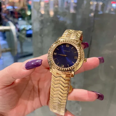 ヴェルサーチ 腕時計