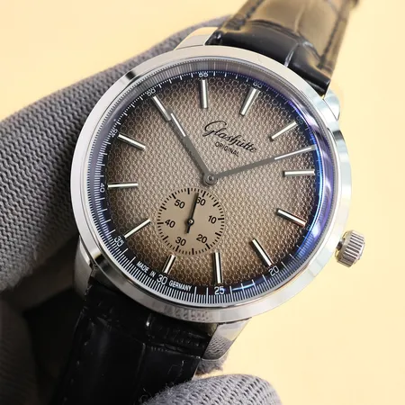 グラスヒュッテ・オリジナル 腕時計