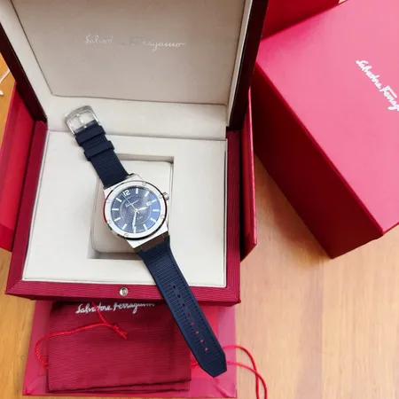 フェラガモ 腕時計