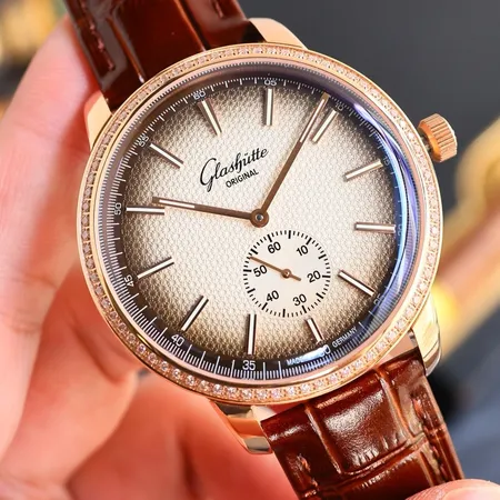 グラスヒュッテ・オリジナル 腕時計