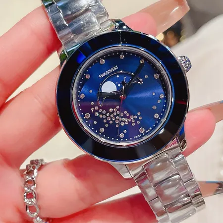スワロフスキー 腕時計