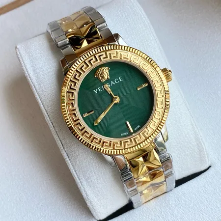 ヴェルサーチ 腕時計