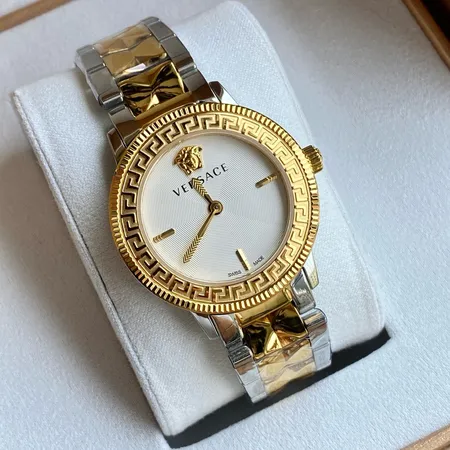 ヴェルサーチ 腕時計