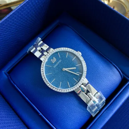 スワロフスキー 腕時計