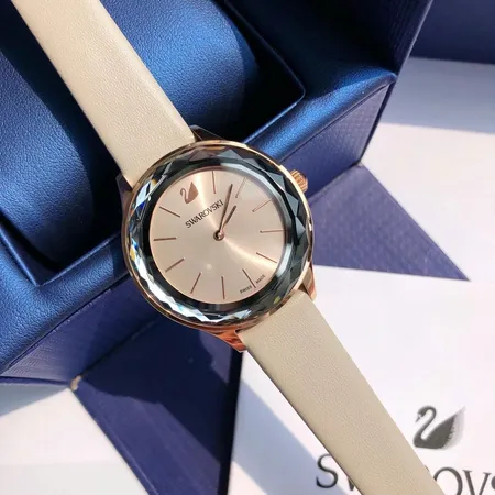 スワロフスキー 腕時計