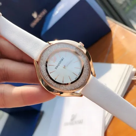 スワロフスキー 腕時計