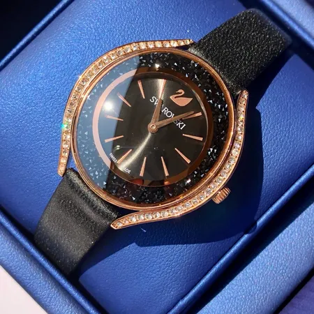 スワロフスキー 腕時計