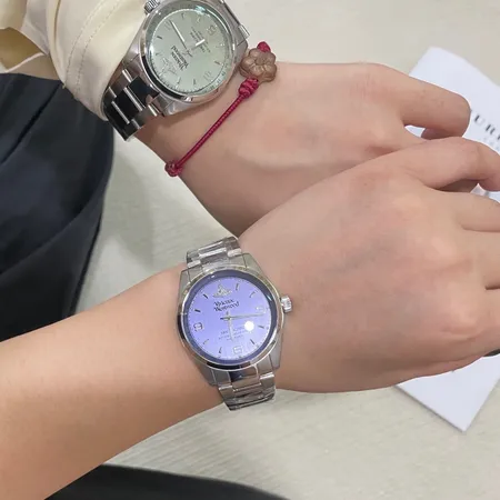 ヴィヴィアン・ウエストウッド 腕時計