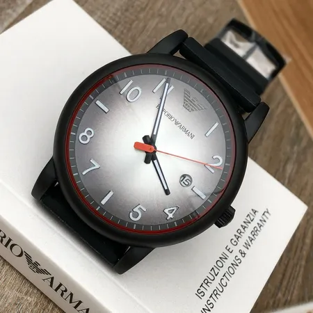 アルマーニ 腕時計