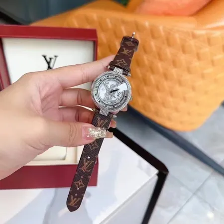 ルイヴィトン 腕時計