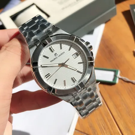 モーリス ラクロワ 腕時計