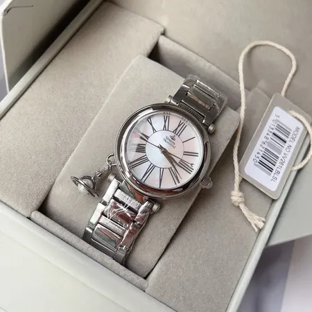 ヴィヴィアン・ウエストウッド 腕時計