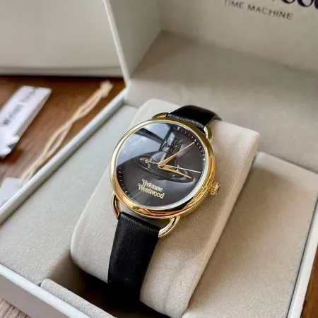 ヴィヴィアン・ウエストウッド 腕時計