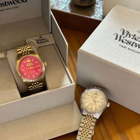 ヴィヴィアン・ウエストウッド 腕時計