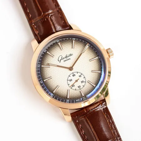 グラスヒュッテ・オリジナル 腕時計