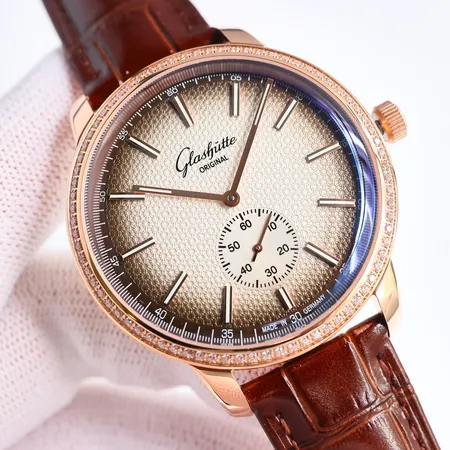 グラスヒュッテ・オリジナル 腕時計