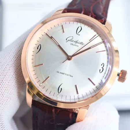グラスヒュッテ・オリジナル 腕時計