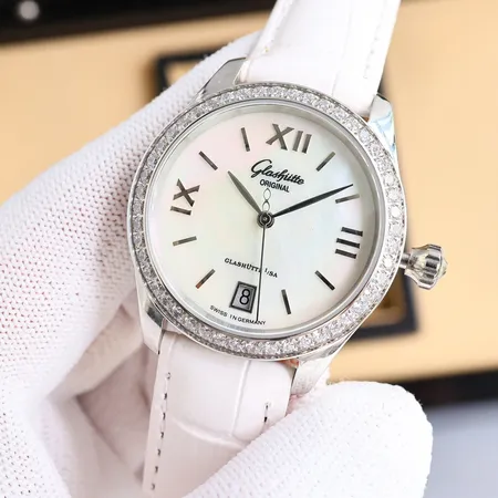 グラスヒュッテ・オリジナル 腕時計