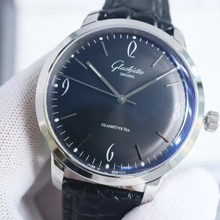 グラスヒュッテ・オリジナル 腕時計