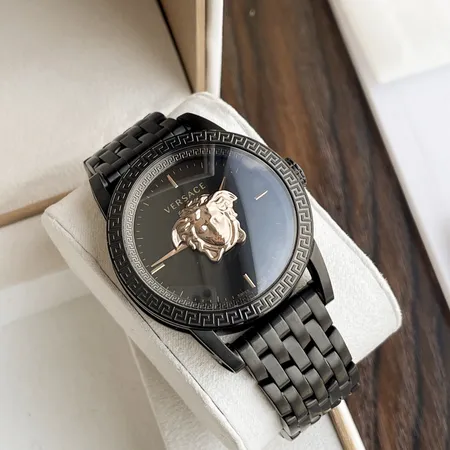 ヴェルサーチ 腕時計