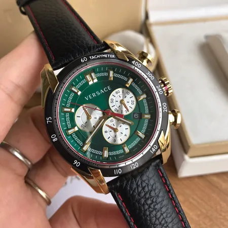 ヴェルサーチ 腕時計