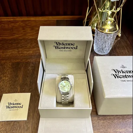 ヴィヴィアン・ウエストウッド 腕時計