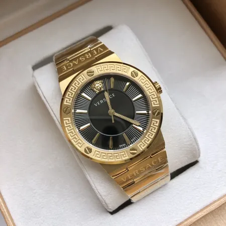 ヴェルサーチ 腕時計