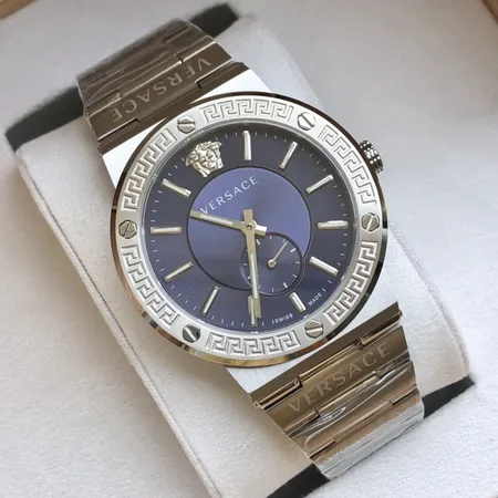 ヴェルサーチ 腕時計