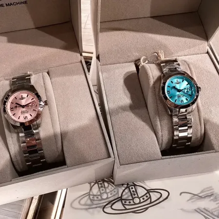 ヴィヴィアン・ウエストウッド 腕時計