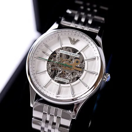 アルマーニ 腕時計