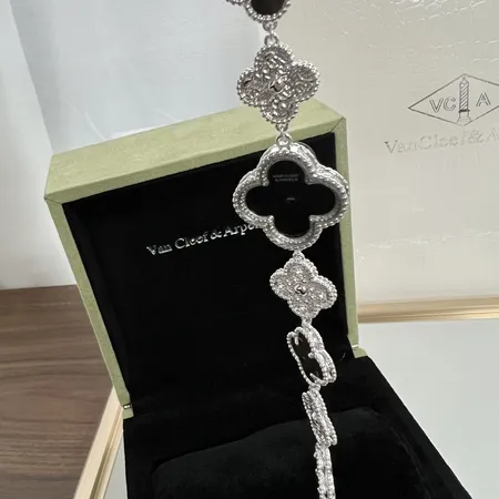 ヴァン クリーフ＆アーペル 腕時計