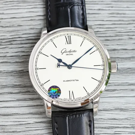 グラスヒュッテ・オリジナル 腕時計