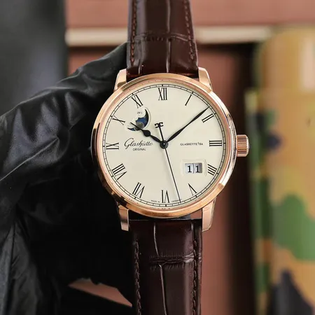 グラスヒュッテ・オリジナル 腕時計