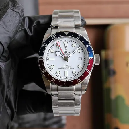 チューダー 腕時計