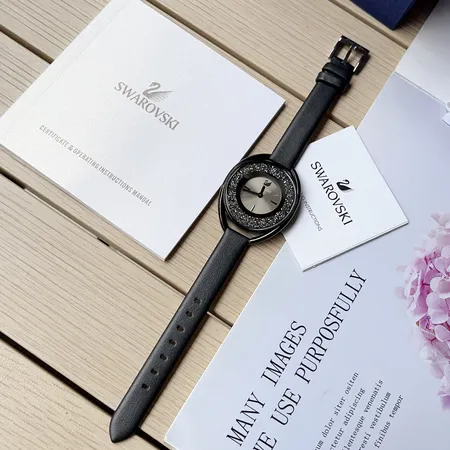スワロフスキー 腕時計