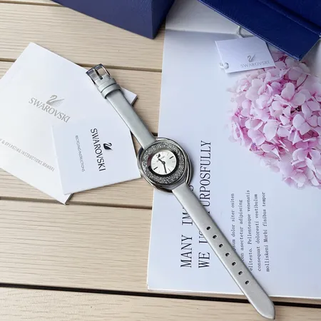 スワロフスキー 腕時計