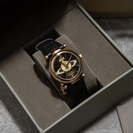 ヴィヴィアン・ウエストウッド 腕時計