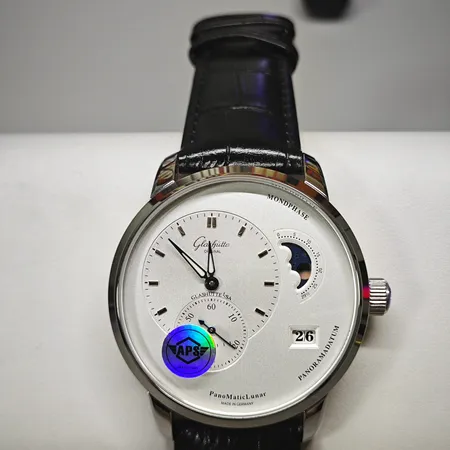 グラスヒュッテ・オリジナル 腕時計