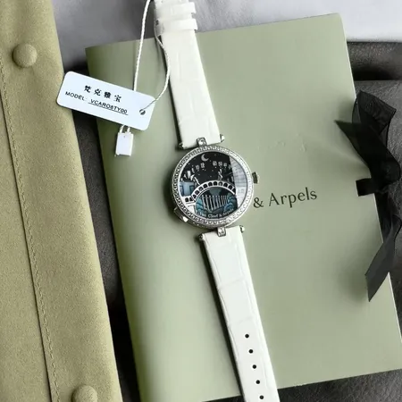 ヴァン クリーフ＆アーペル 腕時計