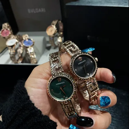 ヴェルサーチ 腕時計