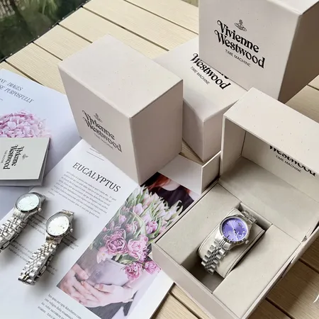 ヴィヴィアン・ウエストウッド 腕時計