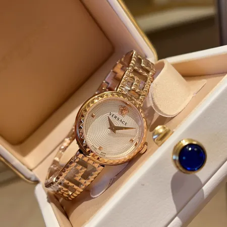 ヴェルサーチ 腕時計