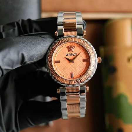 ヴェルサーチ 腕時計