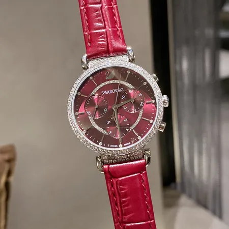 スワロフスキー 腕時計